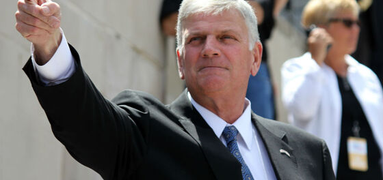 Franklin Graham defends antigay volunteer policy by comparing gays to drug addicts