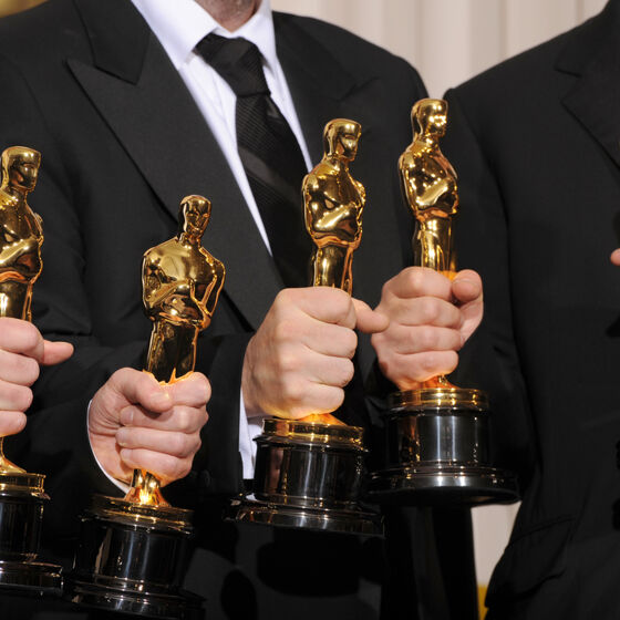 Gay Twitter™ has hilarious thoughts on the Oscars, so give these golden tweets all the awards
