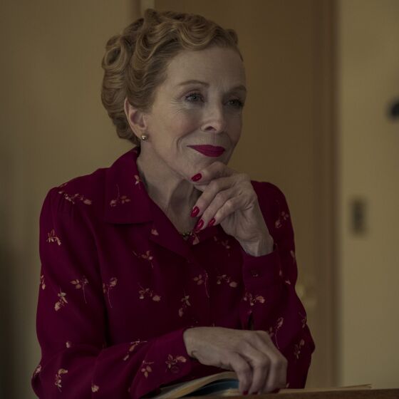 WATCH: Holland Taylor spills on getting seduced by Ryan Murphy