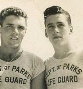 This vintage photo of two lifeguards who were maybe probably more than friends has everyone talking