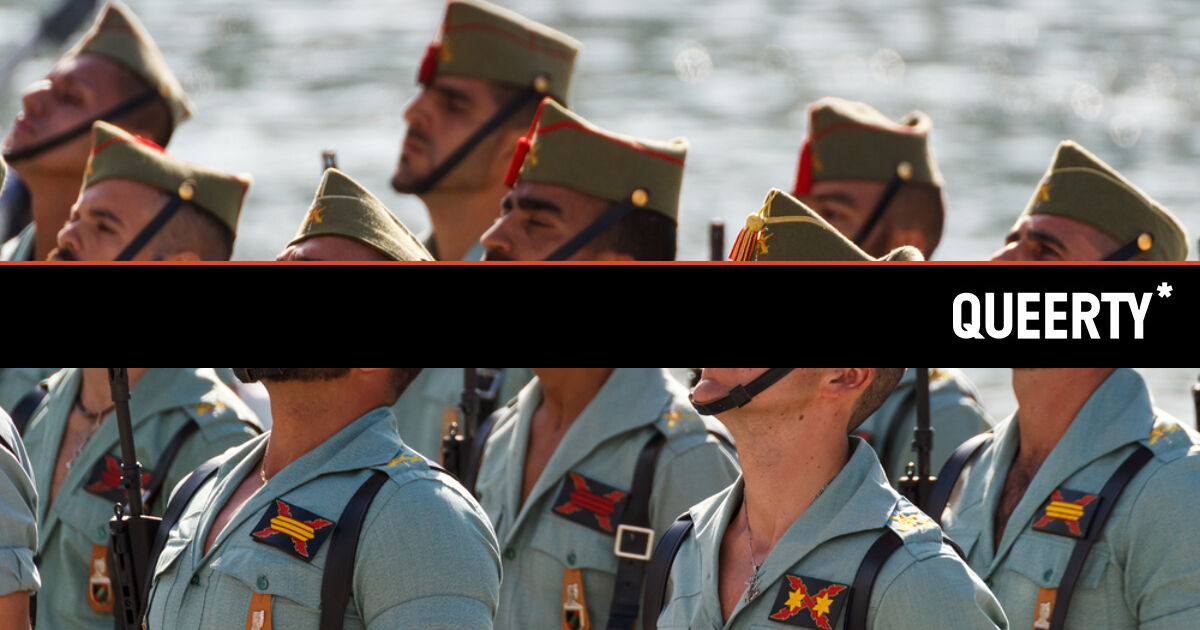 Everyone's salivating over the elite Spanish Army's revealing uniforms -  Queerty