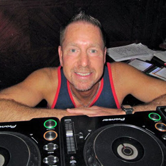 Beloved gay DJ Warren Gluck has died