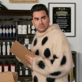 Celebrity Daily Dose: The show Dan Levy calls “unbelievably intimate and sexy”