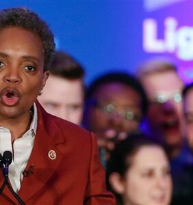 Lori Lightfoot just said "F You" to Donald Trump during a press conference
