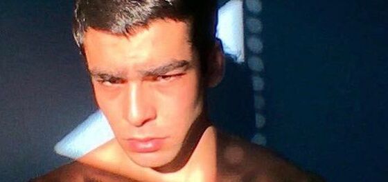 Actor Omar Ayuso accidentally on purpose shares FaceTime chat with naked guy
