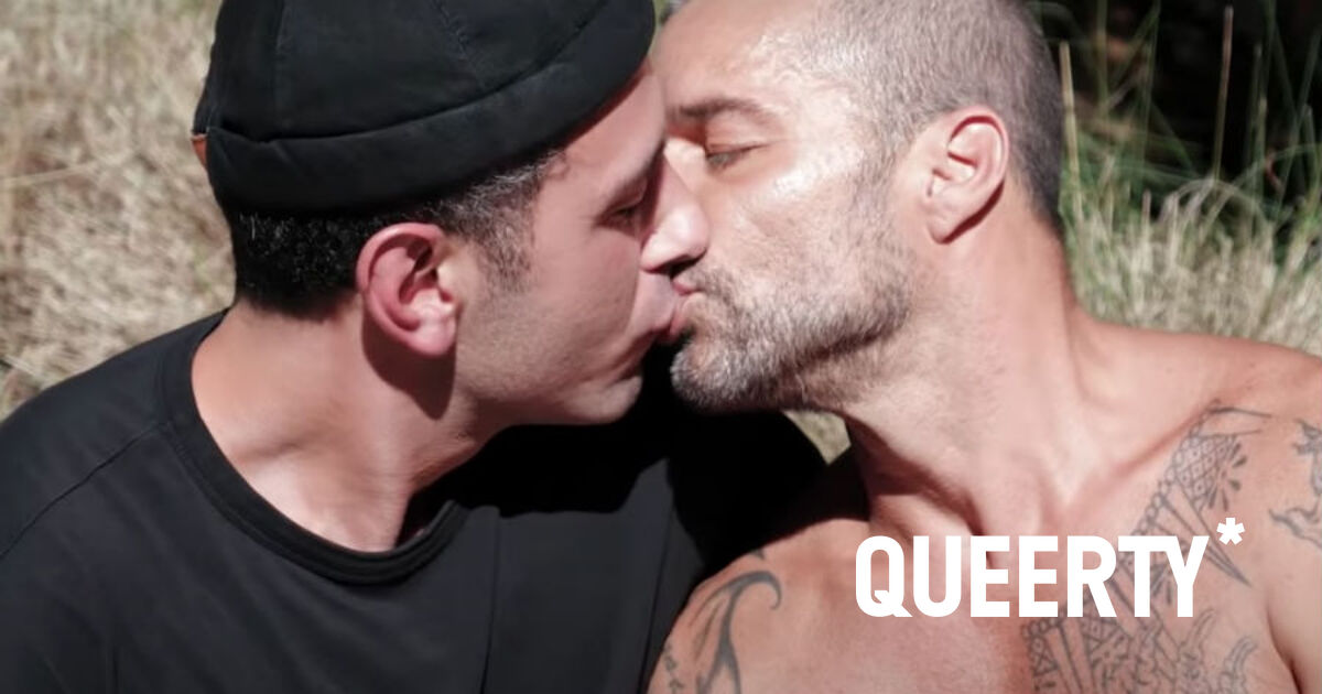 Ricky Martin Sex Porn - Ricky Martin and Jwan Yosef share passionate kiss in new music video -  Queerty