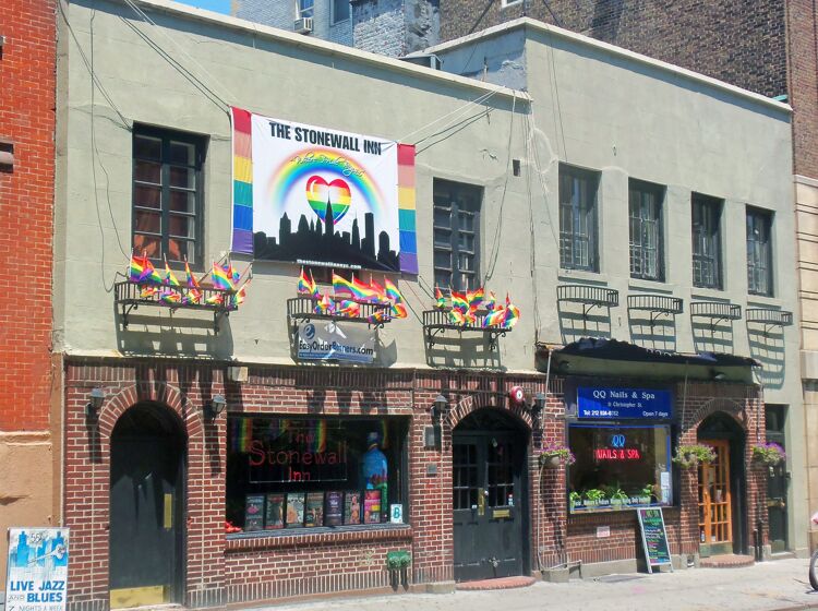 Stonewall Inn lands $250,000 donation to avoid permanent closure