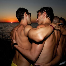 PHOTOS: Idyllic Fire Island summers celebrated in new book