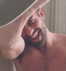 Pablo Alborán reflects on coming out and becoming an overnight international gay heartthrob