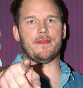 Oh look! Chris Pratt follows a bunch of right wing extremists, hate groups, and other homophobes