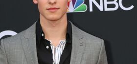 Footage of Shawn Mendes showering has fans hot and bothered
