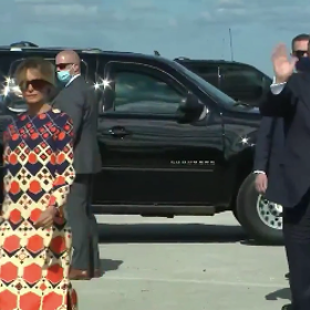 Video of Melania snubbing reporters and abandoning Trump on tarmac goes absolutely viral