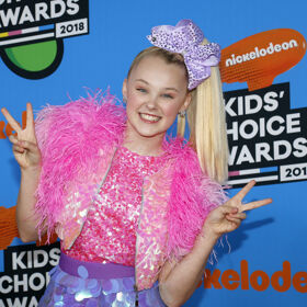 JoJo Siwa doesn’t give AF about homophobic haters and neither should you