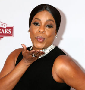 Actress Niecy Nash has advice for her closeted fans