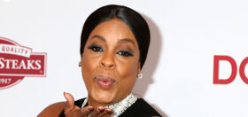 Actress Niecy Nash has advice for her closeted fans