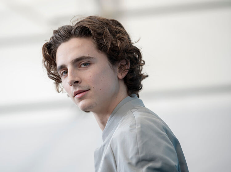 PHOTOS: Timothée Chalamet tells fans he’s been “playing with himself all day,” shares proof