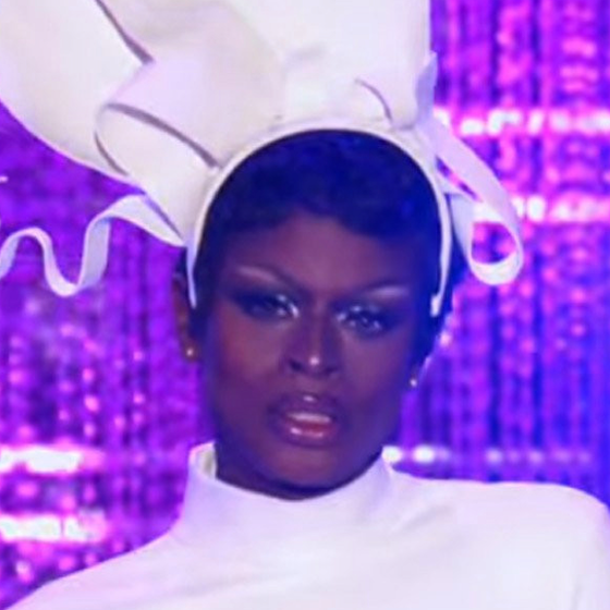 Like a true queen, Symone delivered one of the most powerful moments in ‘Drag Race’ herstory