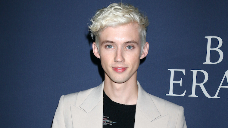 Troye Sivan credits this “unapologetic” artist for helping usher in the era of the openly gay pop star