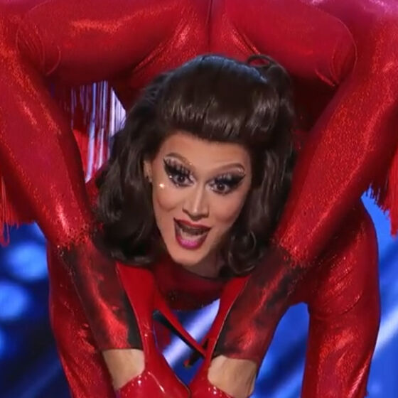 WATCH: This drag queen’s acrobatics will leave you utterly gagged
