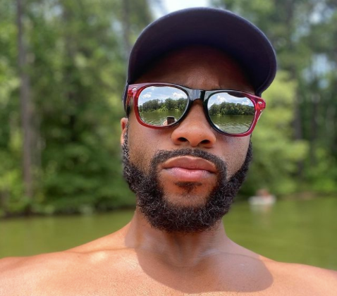 ‘Pose’ hunk Dyllón Burnside has some things to say about gay sex and we 100% agree