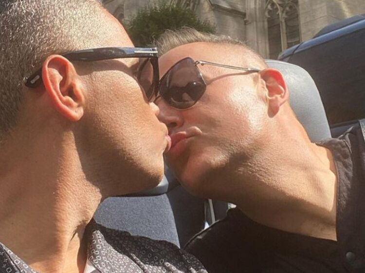 Ross Mathews shares sweet photo kissing his fiancé