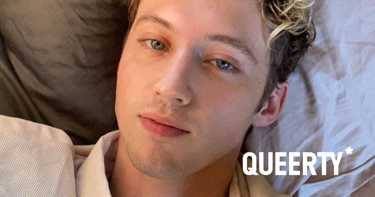 Troye Sivan posts picture of his daily PrEP and Metamucil regimen, says the combo “keeps him gay”