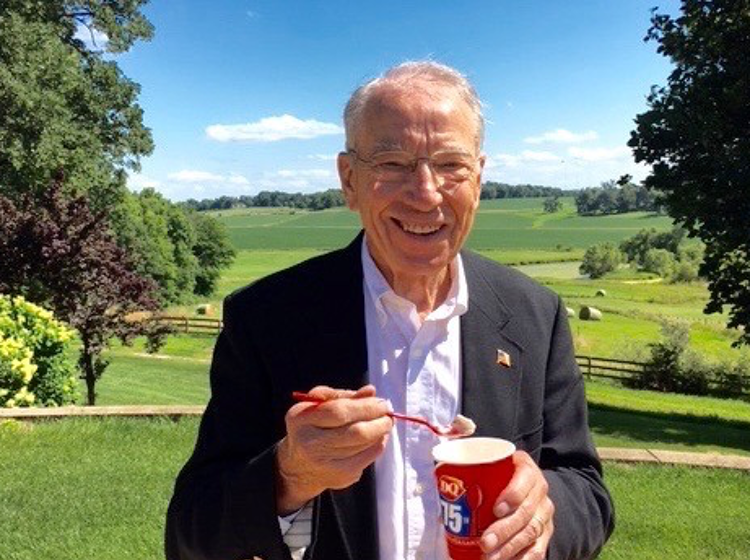 Chuck Grassley, age 88, announces reelection bid in weird 4 AM tweet and people are like OMGWTF