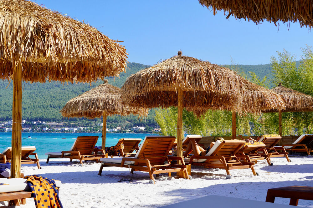 Hotel that advertises tantric sex sofas and private dancers bans gay men for “partying too hard”