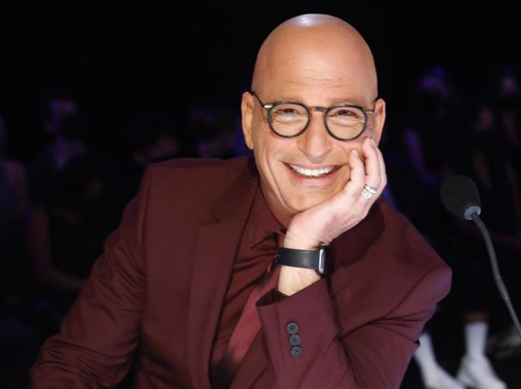 Howie Mandel dropping trou was not something we had on our 2021 bingo card