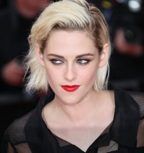 Kristen Stewart just announced she’s getting hitched