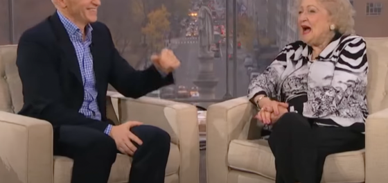 That time Betty White schooled Anderson Cooper when he asked about her love life