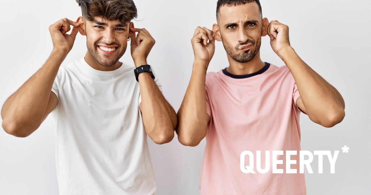 Straight guys 2025 wear earrings