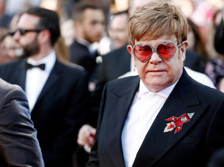 Elton John’s private jet fails at 10K feet and OMG it sounds terrifying