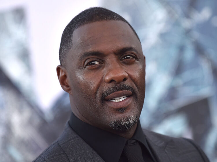 Idris Elba accidentally left his fly down and fans can’t stop staring