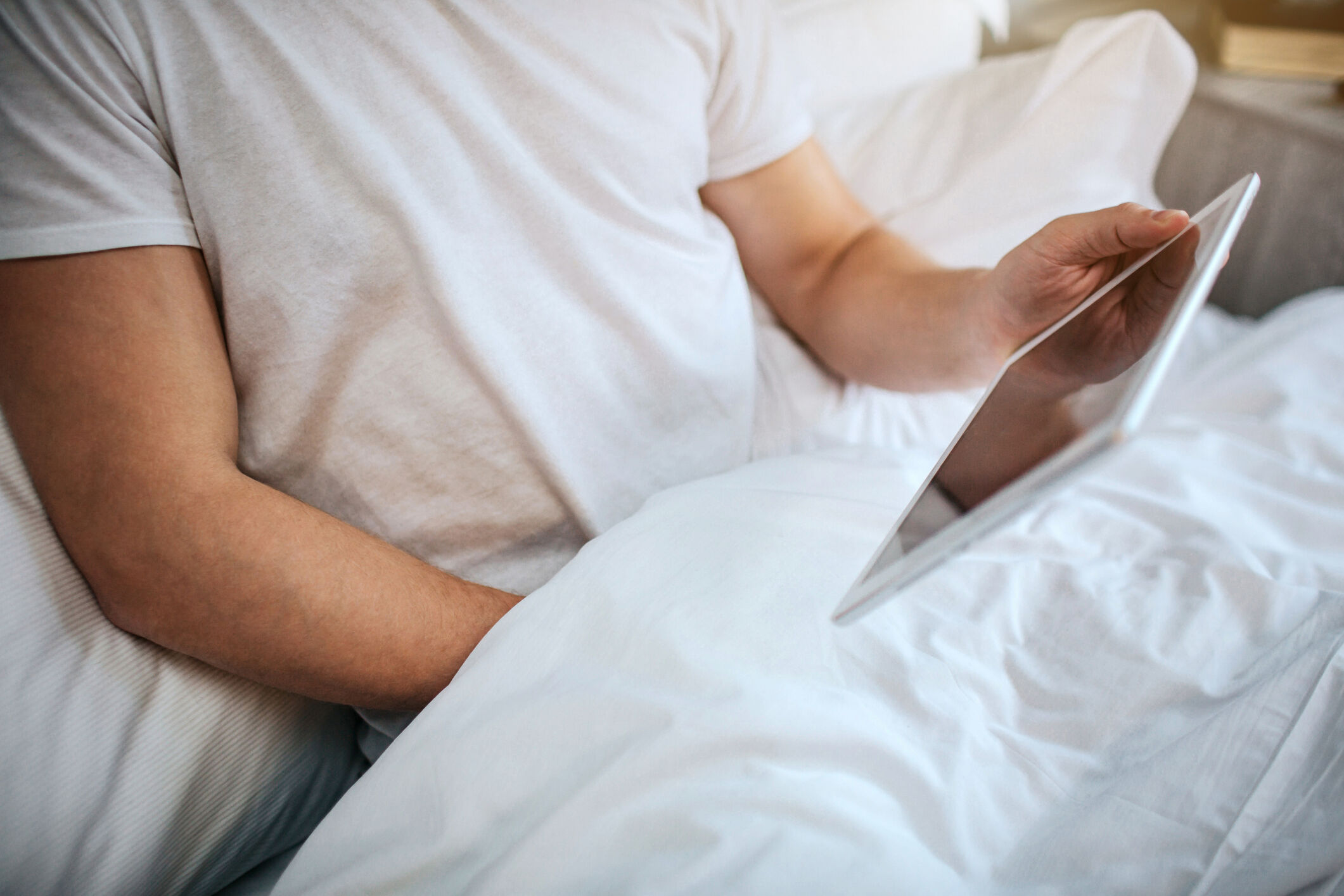 I've been hiding my favorite sexual activity from my boyfriend. Am I cheating? / Queerty - Vimarsana News