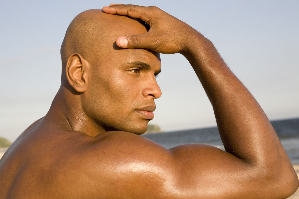 Let’s hear it for the bald and balding! Gay guys sing their praises