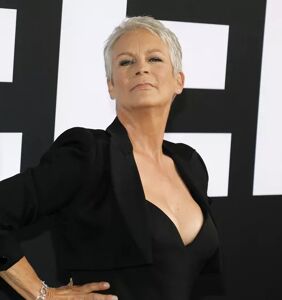 Jamie Lee Curtis will cosplay to officiate her trans daughter’s wedding