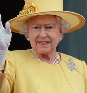 Queen quits Buckingham Palace and many folk are thinking the same thing