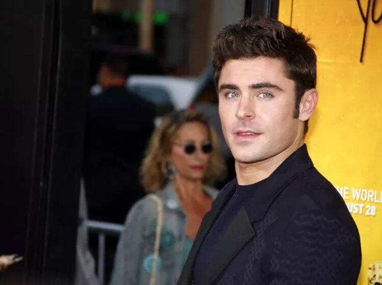 Zac Efron’s latest beach pics leave the Internet totally parched