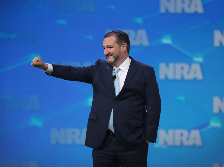 Ted Cruz responds to Texas school shooting in the worst possible way