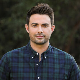 Jonathan Bennett used to be trapped in the closet, now he’s living the gay dream