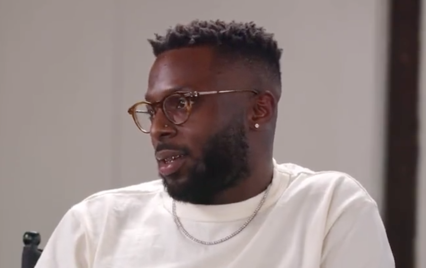 Rapper Isaiah Rashad addresses that leaked sex tape, comes out as sexually fluid - Vimarsana News
