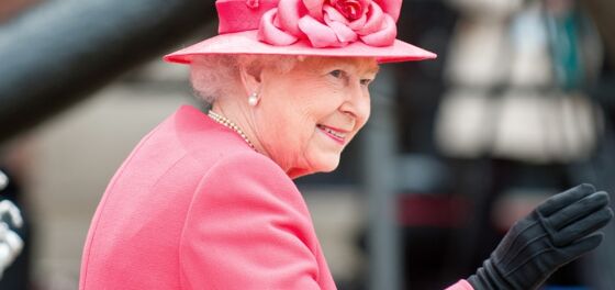 And the US singing legend chosen to headline Queen’s Jubilee party is…