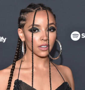 Tinashe was born to shine… and clap back against haters