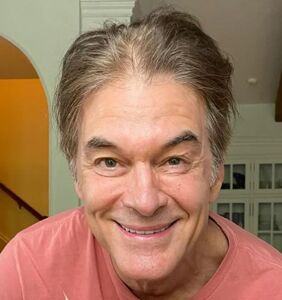 Dr. Oz’s doomed Senate campaign is this close to going on life support
