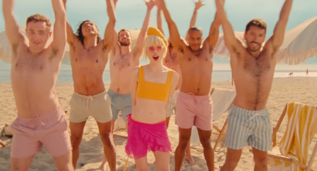 WATCH: Carly Rae Jepsen's beachy new video has boys, boys, boys (and they want your organs)