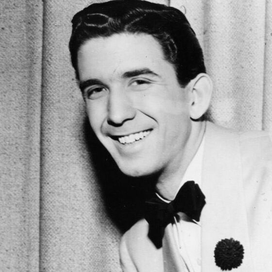LISTEN: This handsome straight crooner secretly sang one of America’s first gay records