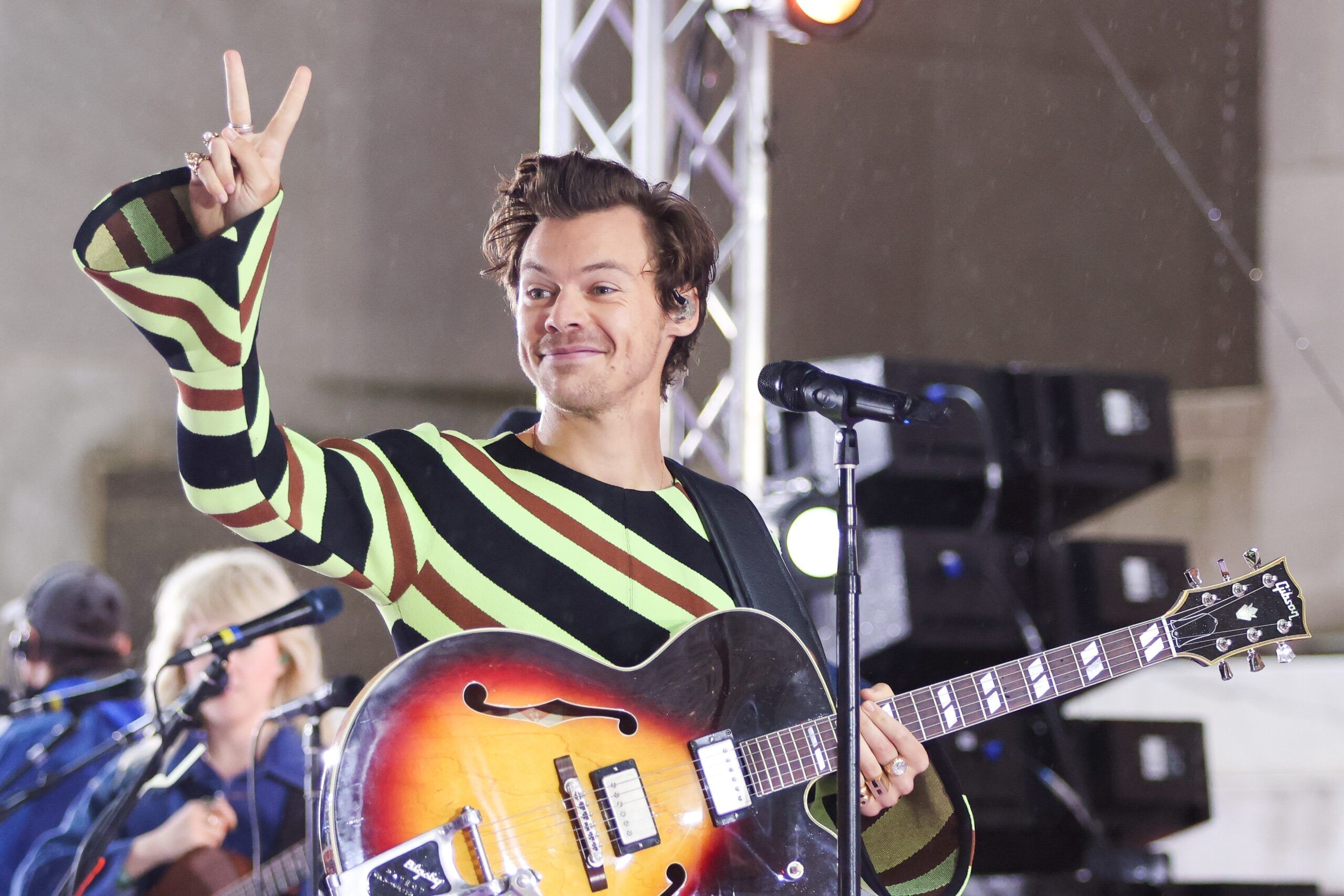 The most iconic Harry Styles outfits (And how to recreate them)