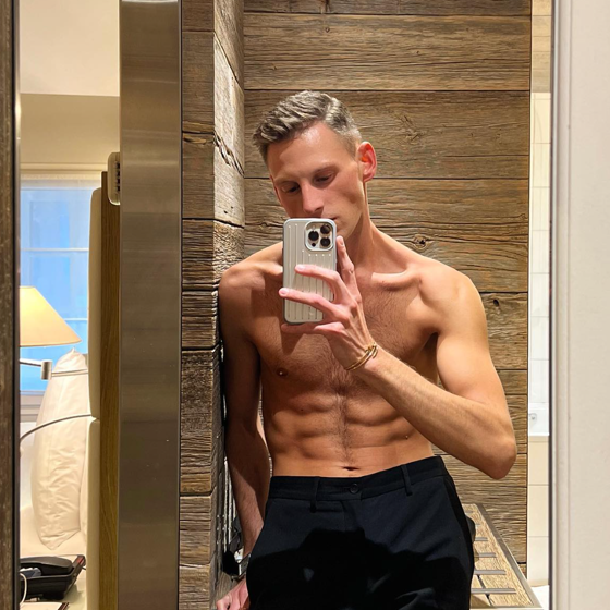 This gay ‘Below Deck’ star is making history—and making us wanna hit the high seas with him STAT