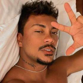 Rapper Xamã accidentally shows off a little more than he intended in sexy malepolish post